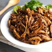 Honey Glazed Crockpot Chicken Adobo - simple pantry ingredients, hardly any hands-on time, 200 calories. | https://solid-fatburn.fit