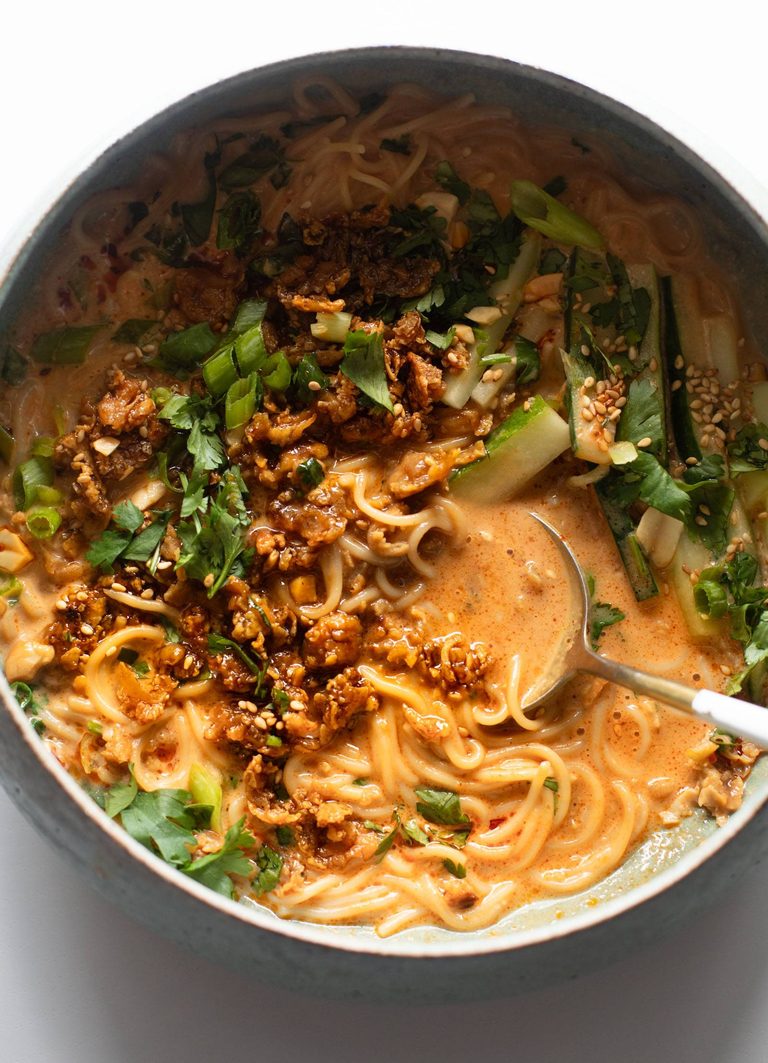 Miso peanut ramen bowls.